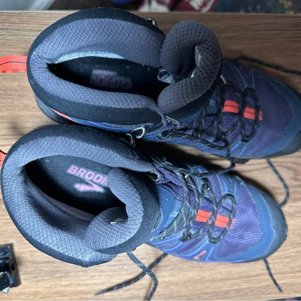 EUC Salomon X Ultra 3 Mid GTX Hiking Boots w Brooks Insoles—Purple & Black US 10 - Picture 9 of 12